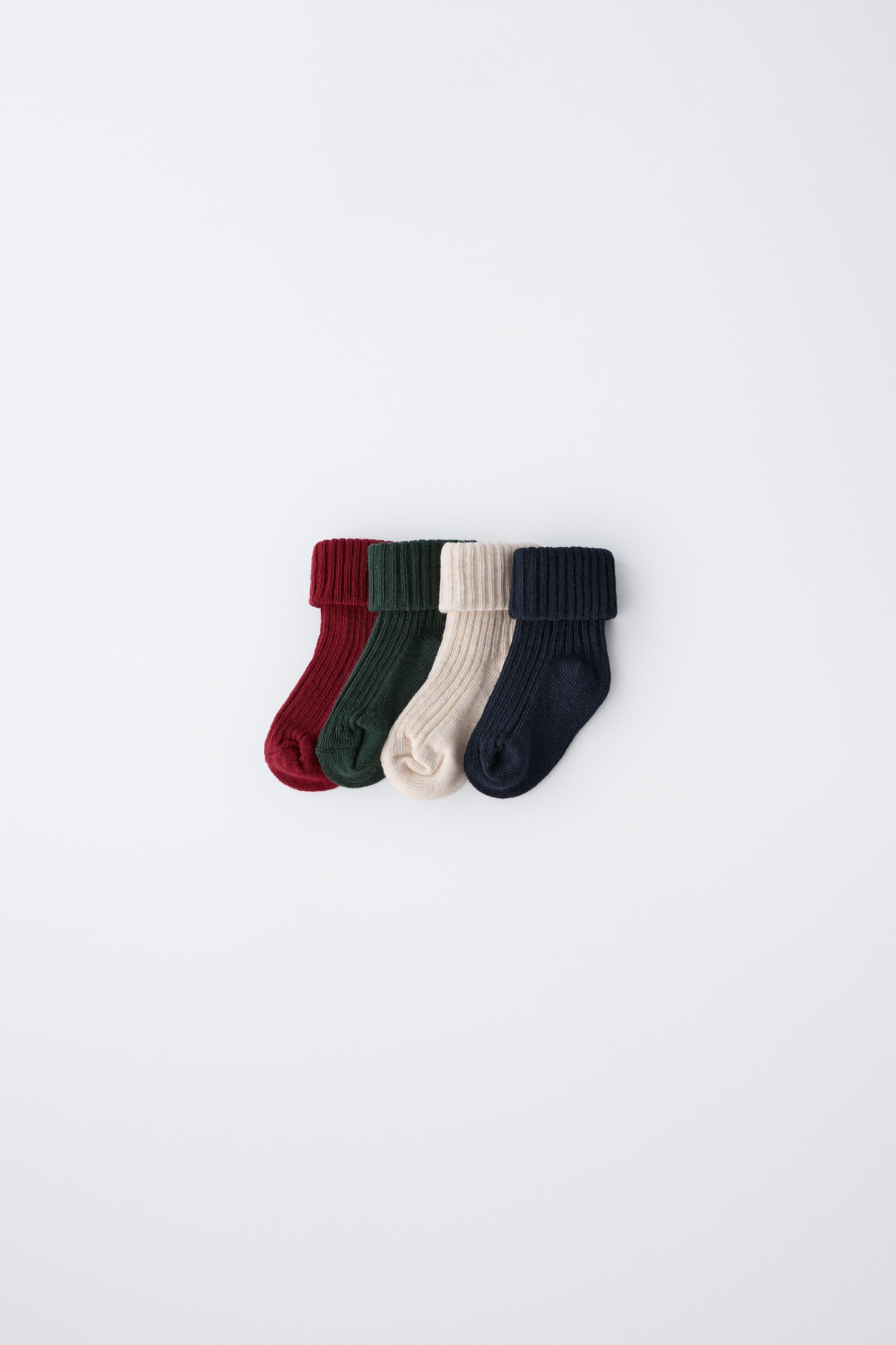 FOUR-PACK OF SOCKS WITH COLORED CUFFS